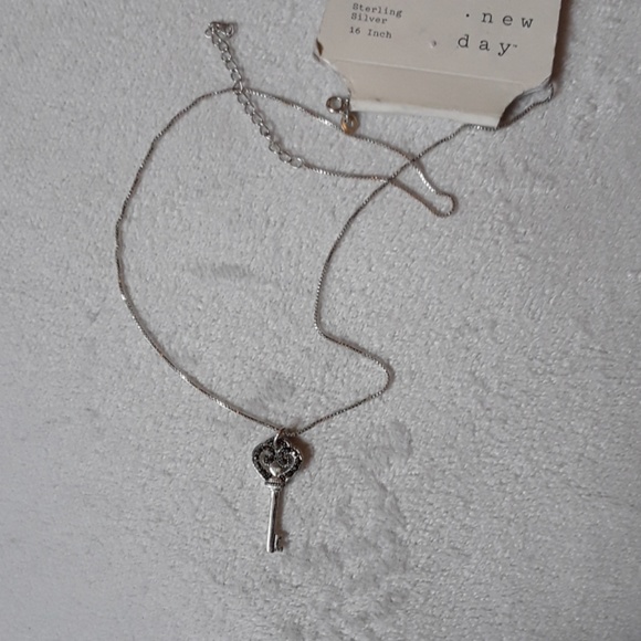 💕Key Charm W/Pave Black Crystals💕 - Picture 7 of 7